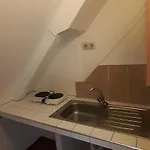 2-rent Group Eve74 *