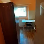 2-rent Group Eve74 Hostal *