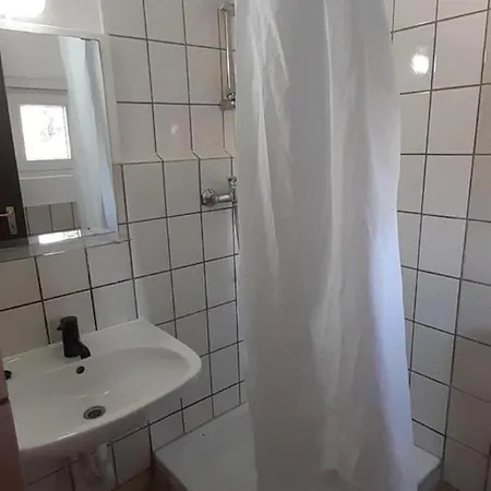 2-rent Group Eve74 *