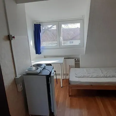 2-rent Group Eve74 Vandrarhem München