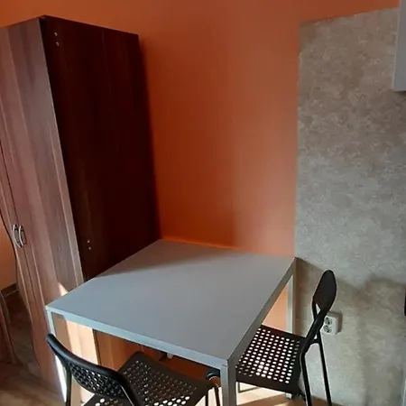 2-rent Group Eve74 *